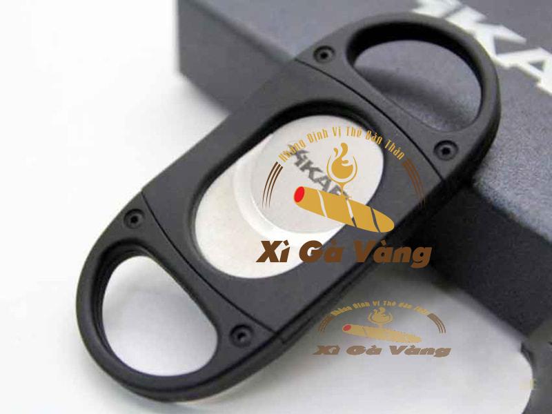 Dao cắt xì gà chữ V của Xikar thiết kế đơn giản